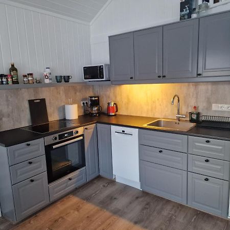Cottage - Two Bedrooms Blonduos Exteriör bild